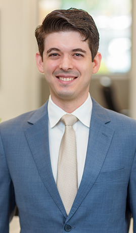 Coral Springs dentist Doctor Daniyel Iglesias